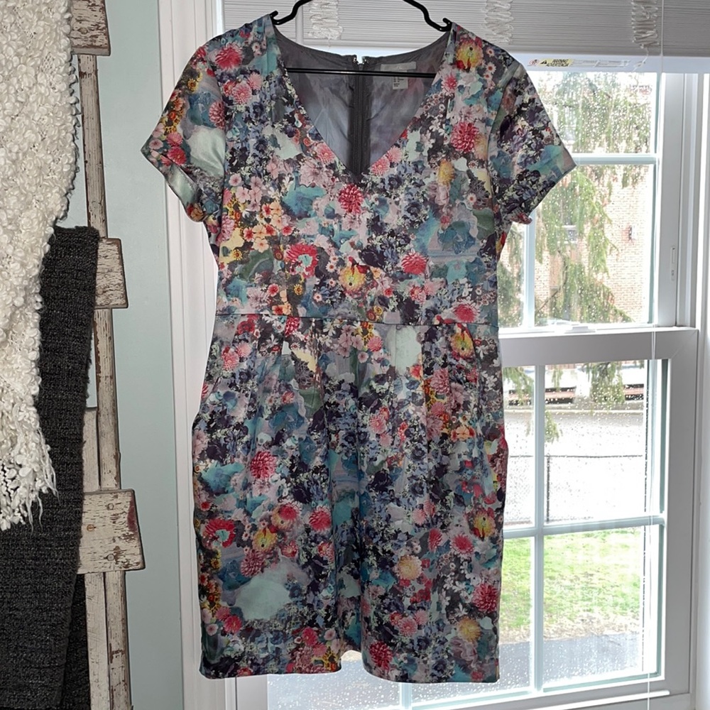 H&M floral mini dress with pockets